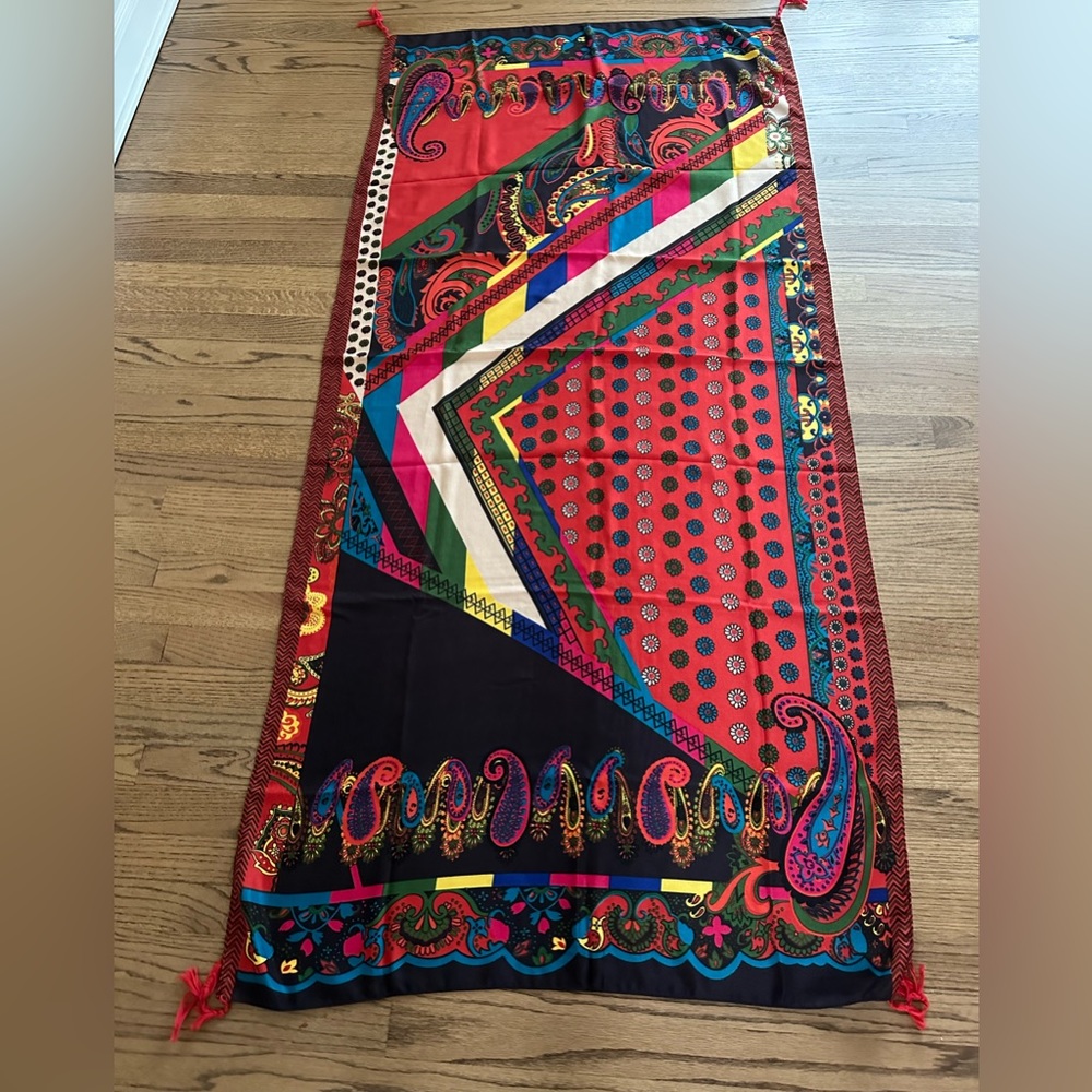 Beautiful scarf - can also be used as a wrap
70” length & 35” width